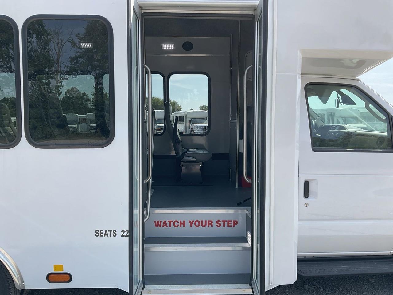 2024 Ford HLE HLE COACH Johnstown NY