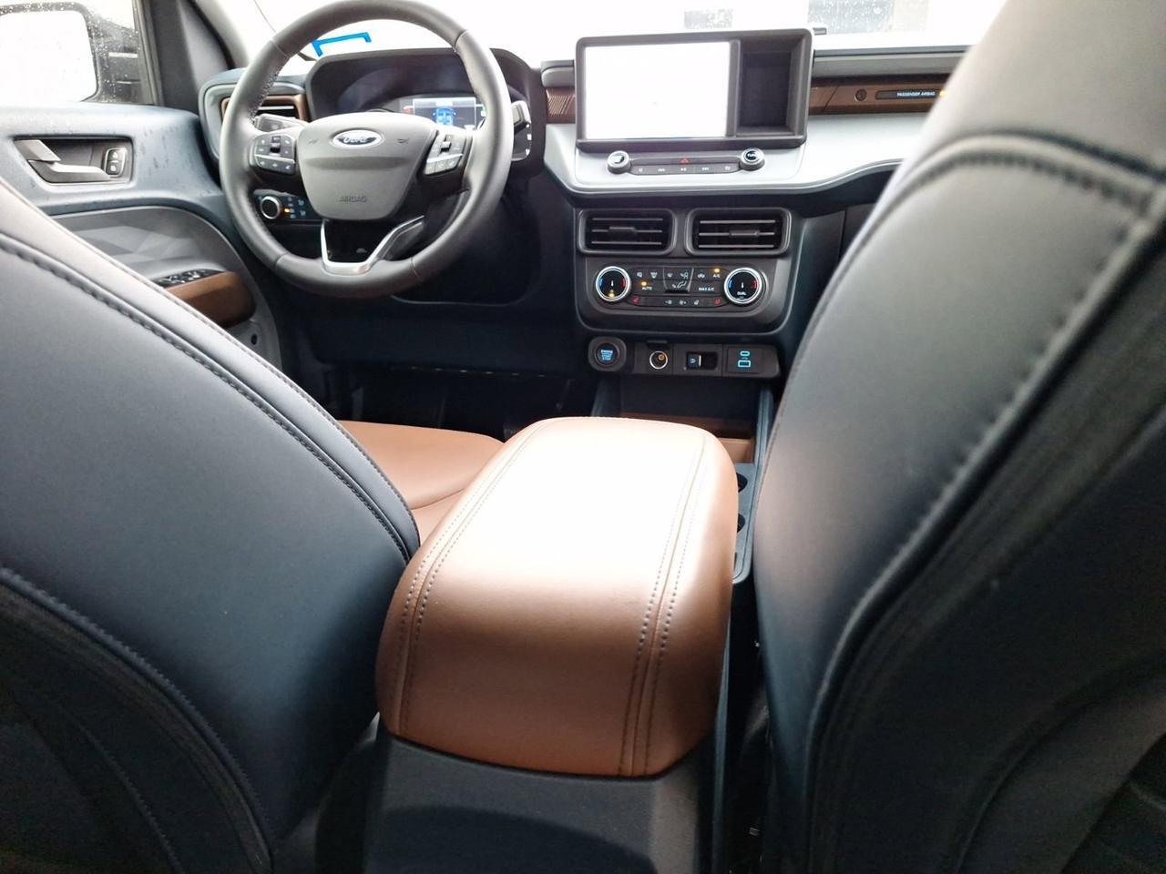 2024 Ford Maverick LARIAT Hurst TX