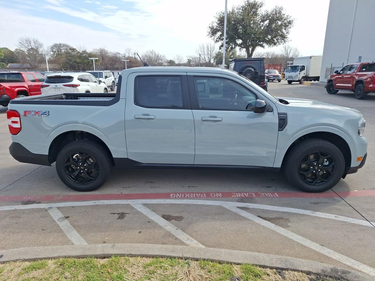 2024 Ford Maverick LARIAT Hurst TX