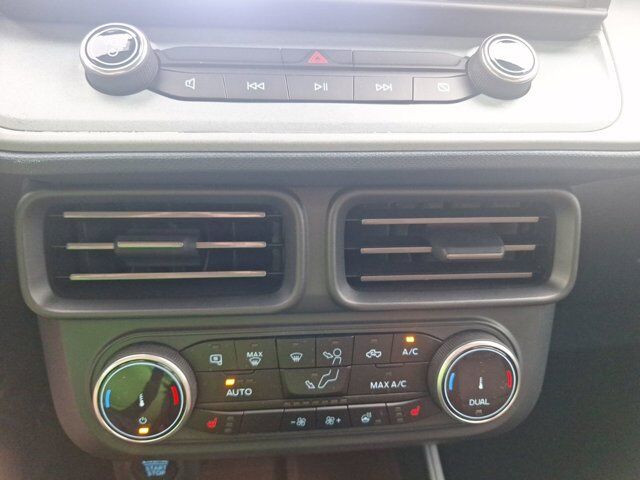 2024 Ford Maverick LARIAT Hurst TX