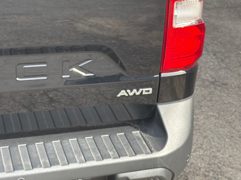 2024 Ford Maverick LARIAT Cooperstown NY