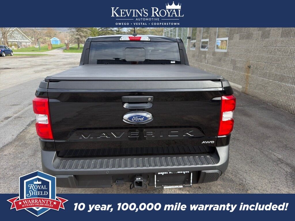 2024 Ford Maverick LARIAT Cooperstown NY