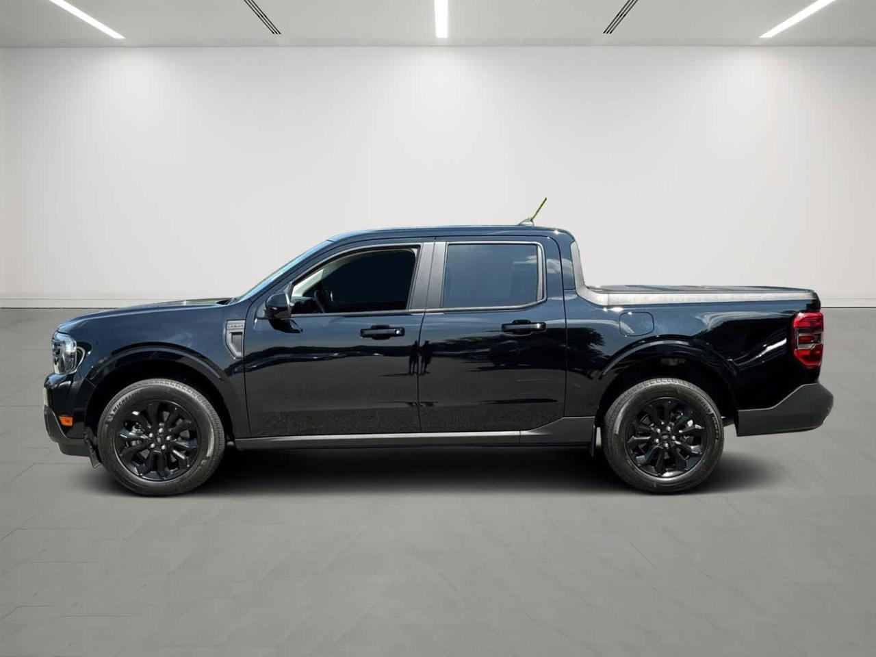 2024 Ford Maverick LARIAT Plymouth MA