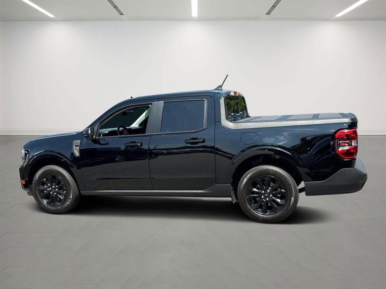 2024 Ford Maverick LARIAT Plymouth MA