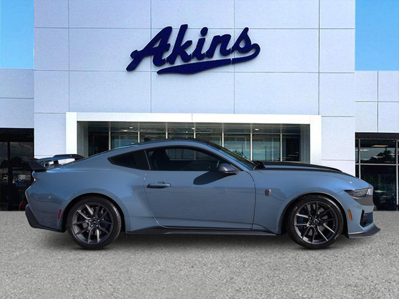 2024 Ford Mustang Dark Horse