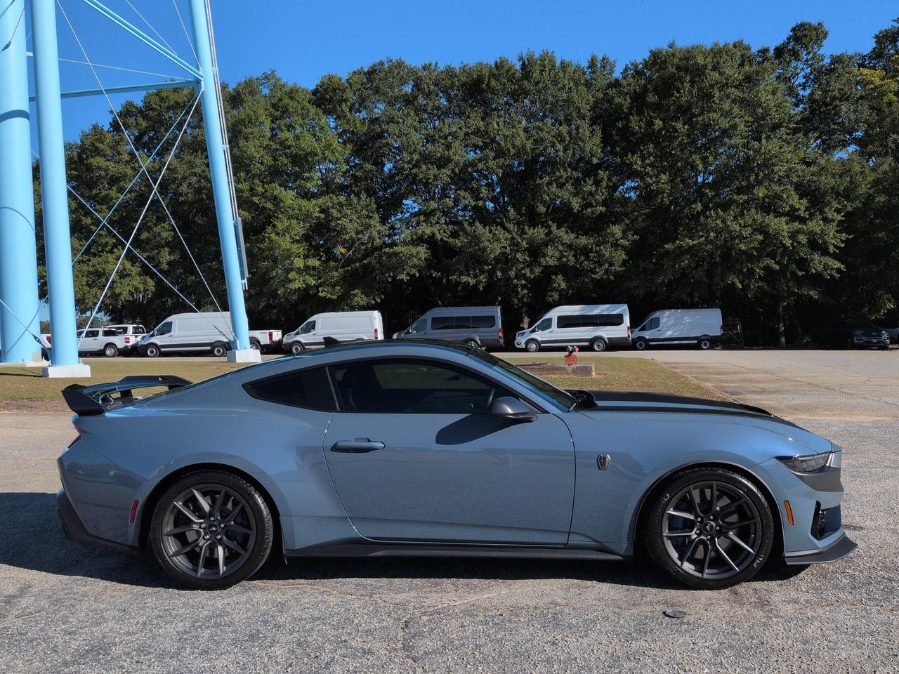 2024 Ford Mustang Dark Horse