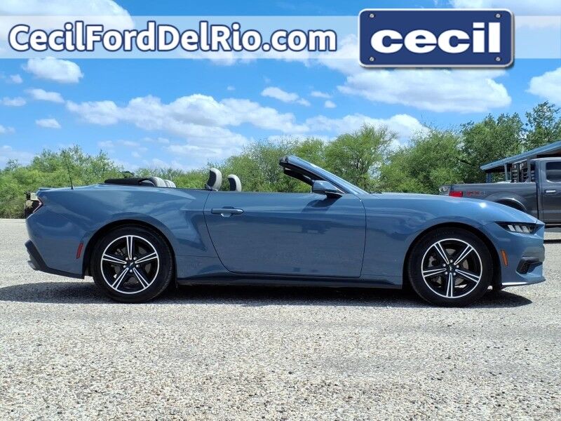 2024 Ford Mustang EcoBoost