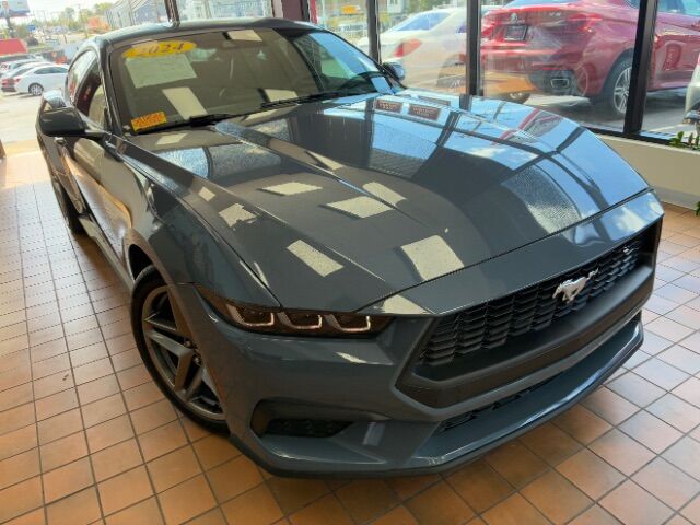 2024 Ford Mustang EcoBoost Fastback