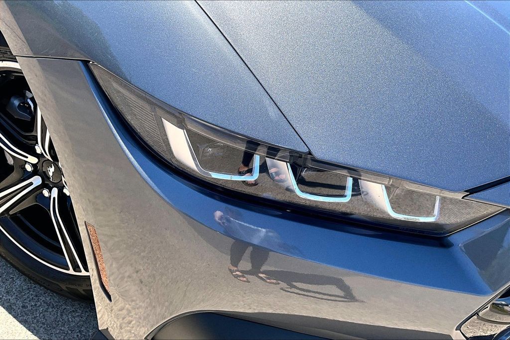 2024 Ford Mustang EcoBoost Premium OR