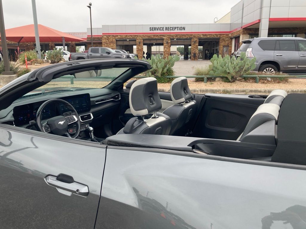 2024 Ford Mustang EcoBoost Premium
