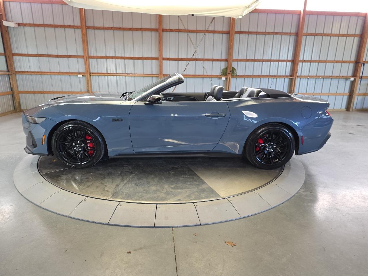 2024 Ford Mustang GT Premium Convertible's photo