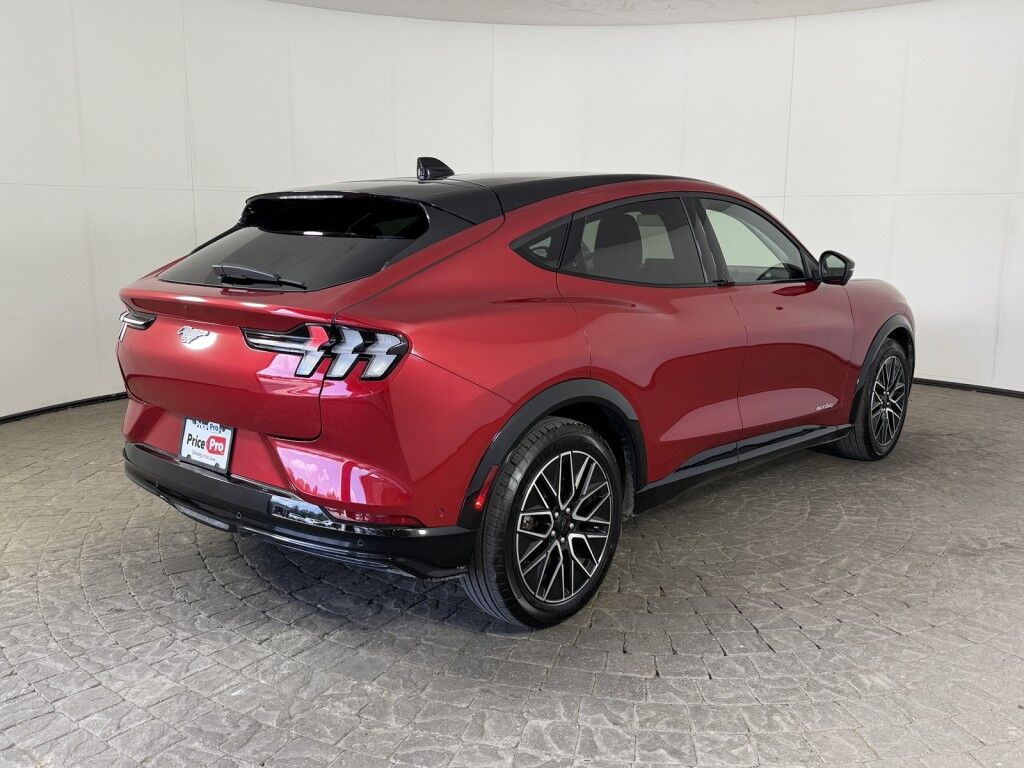2024 Ford Mustang Mach-E Premium AWD w/Panoramic Roof Maumee OH