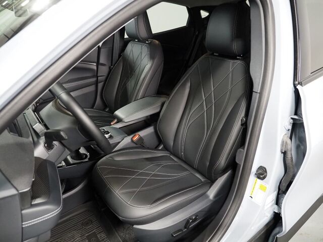 2024 Ford Mustang Mach-E Select *COMFORT PKG, NAVIGATION, DIGITAL COCKPIT, SAFETY ALERTS, ADAPTIVE CRUISE, 360 CAMERAS, HEATED SEATS/STEERING, 19 INCH ALLOYS, WIRELESS CHARGING, ANDROID & APPLE Round Rock TX