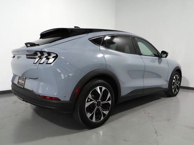 2024 Ford Mustang Mach-E Select *COMFORT PKG, NAVIGATION, DIGITAL COCKPIT, SAFETY ALERTS, ADAPTIVE CRUISE, 360 CAMERAS, HEATED SEATS/STEERING, 19 INCH ALLOYS, WIRELESS CHARGING, ANDROID & APPLE Round Rock TX