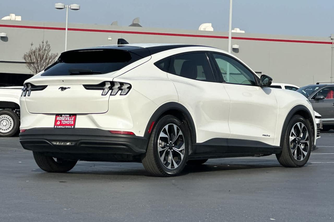 2024 Ford Mustang Mach-E Select