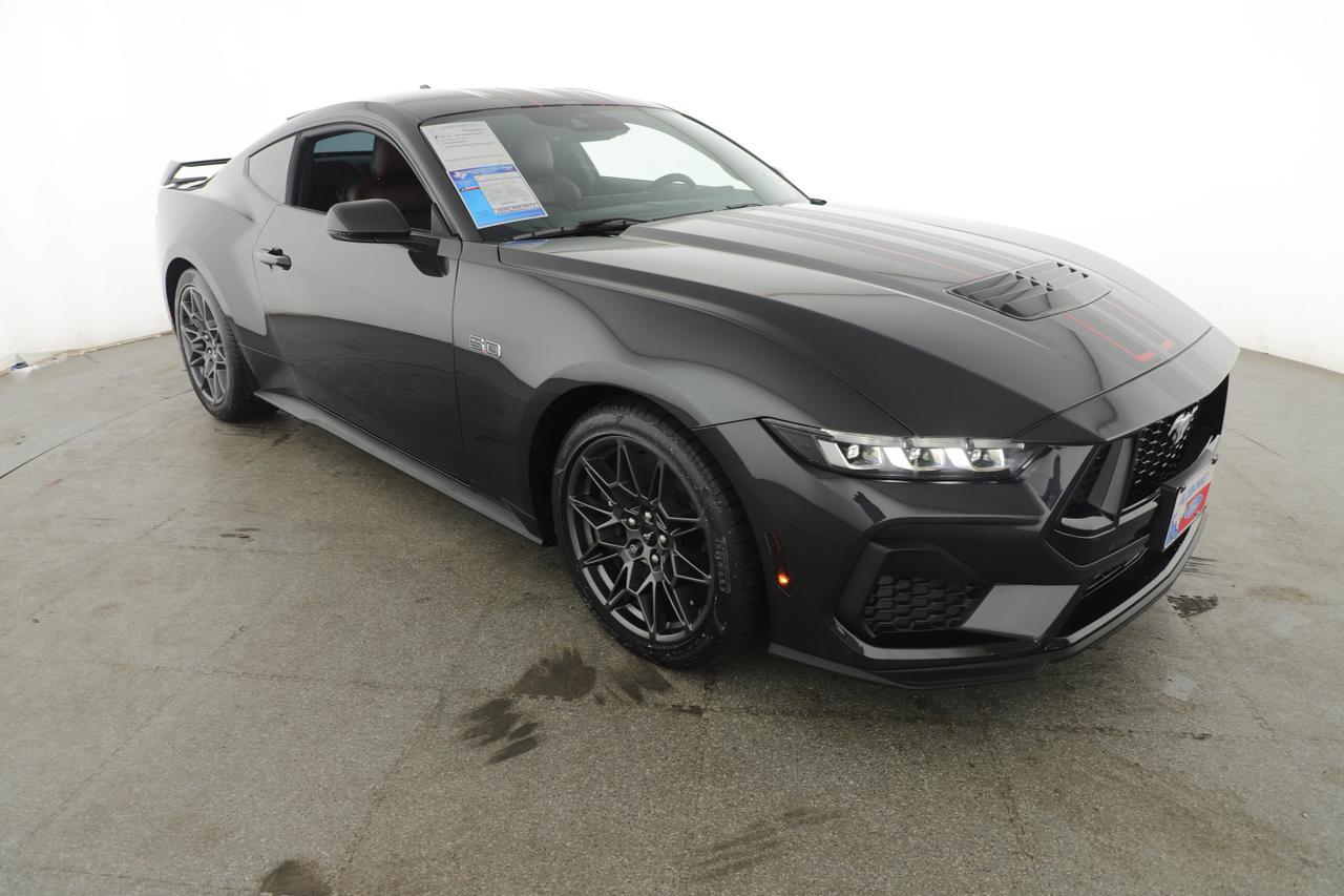 2024 Ford Mustang Premium