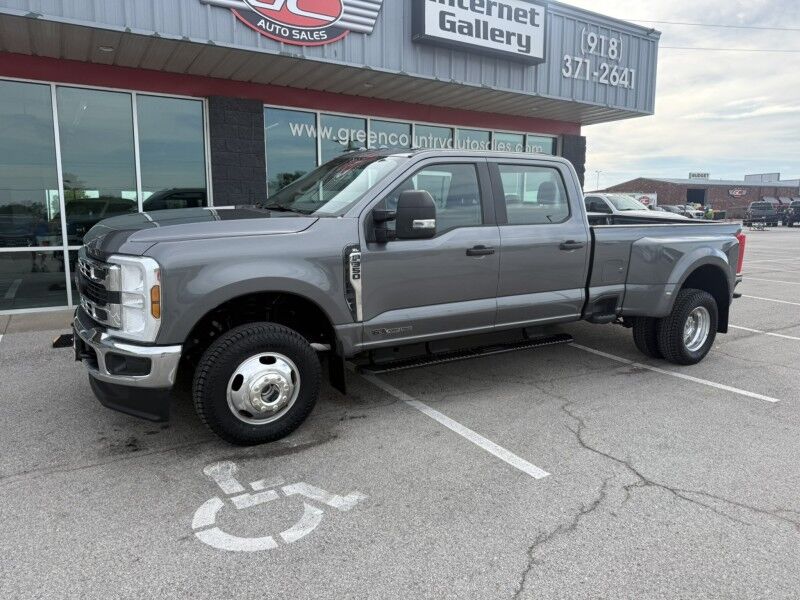 2024 Ford Super Crew F-350 DRW 4x4 Diesel