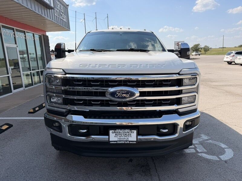 2024 Ford Super Crew F-350 SRW FX4 4x4 Diesel King Ranch Collinsville OK