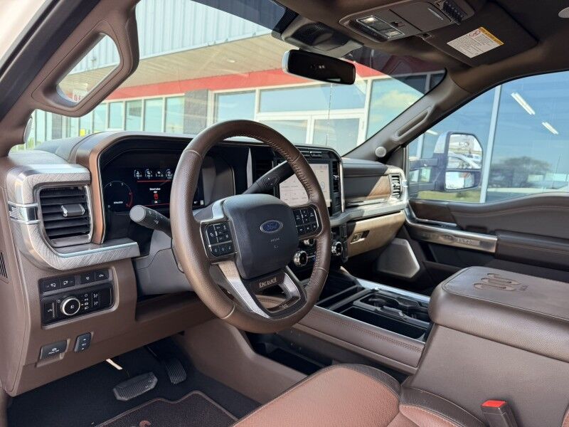 2024 Ford Super Crew F-350 SRW FX4 4x4 Diesel King Ranch Collinsville OK