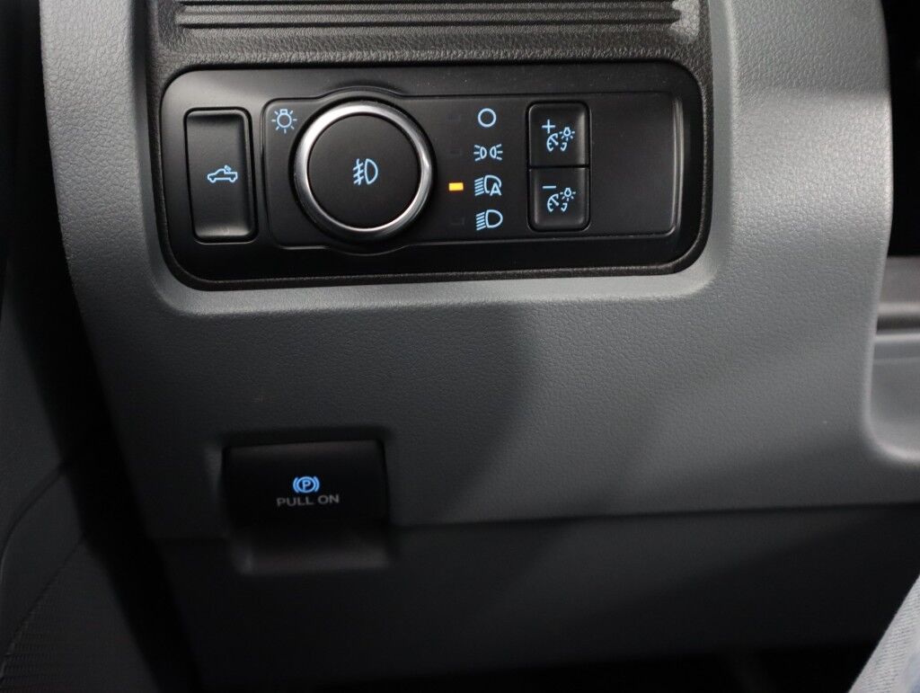 2024 Ford Super Duty F-250 4WD Crew Cab STX Package 7.3L Maumee OH