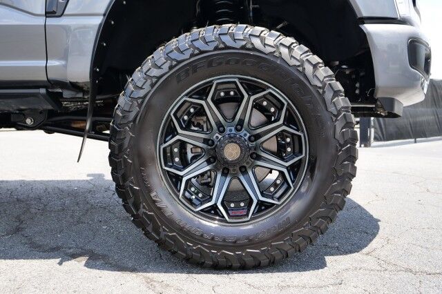 2024 Ford Super Duty F-250 LARIAT 4X4 / BLACK WIDOW / 7.3L V8! High Point NC