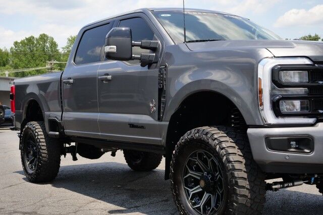 2024 Ford Super Duty F-250 LARIAT 4X4 / BLACK WIDOW / 7.3L V8! High Point NC