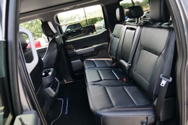 2024 Ford Super Duty F-250 LARIAT 4X4 / BLACK WIDOW / 7.3L V8! High Point NC