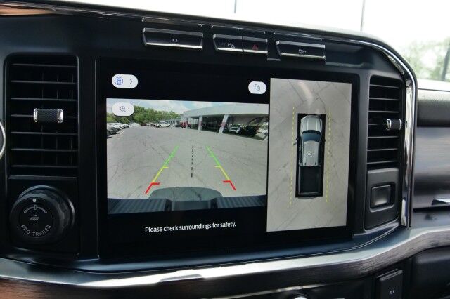 2024 Ford Super Duty F-250 LARIAT 4X4 / BLACK WIDOW / 7.3L V8! High Point NC