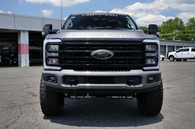 2024 Ford Super Duty F-250 LARIAT 4X4 / BLACK WIDOW / 7.3L V8! High Point NC