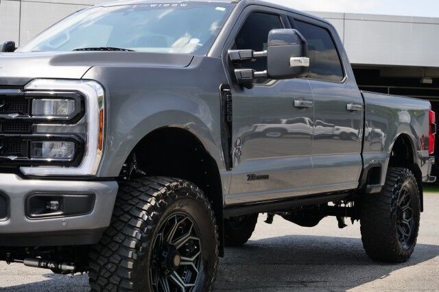 2024 Ford Super Duty F-250 LARIAT 4X4 / BLACK WIDOW / 7.3L V8! High Point NC