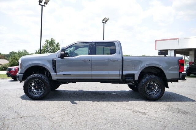 2024 Ford Super Duty F-250 LARIAT 4X4 / BLACK WIDOW / 7.3L V8! High Point NC
