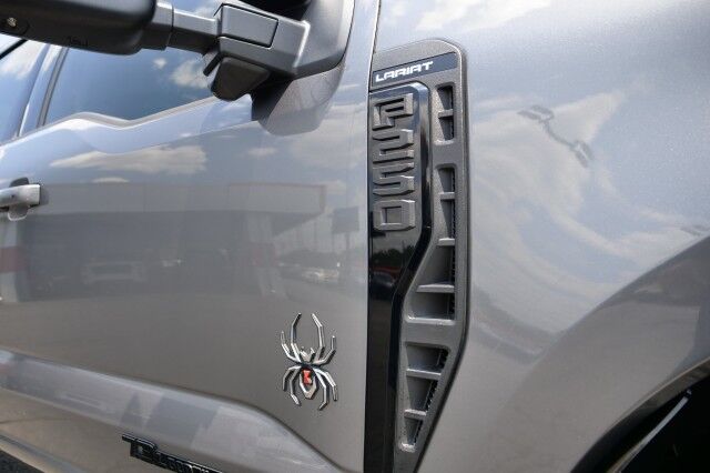 2024 Ford Super Duty F-250 LARIAT 4X4 / BLACK WIDOW / 7.3L V8! High Point NC