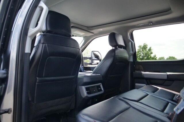 2024 Ford Super Duty F-250 LARIAT 4X4 / BLACK WIDOW / 7.3L V8! High Point NC