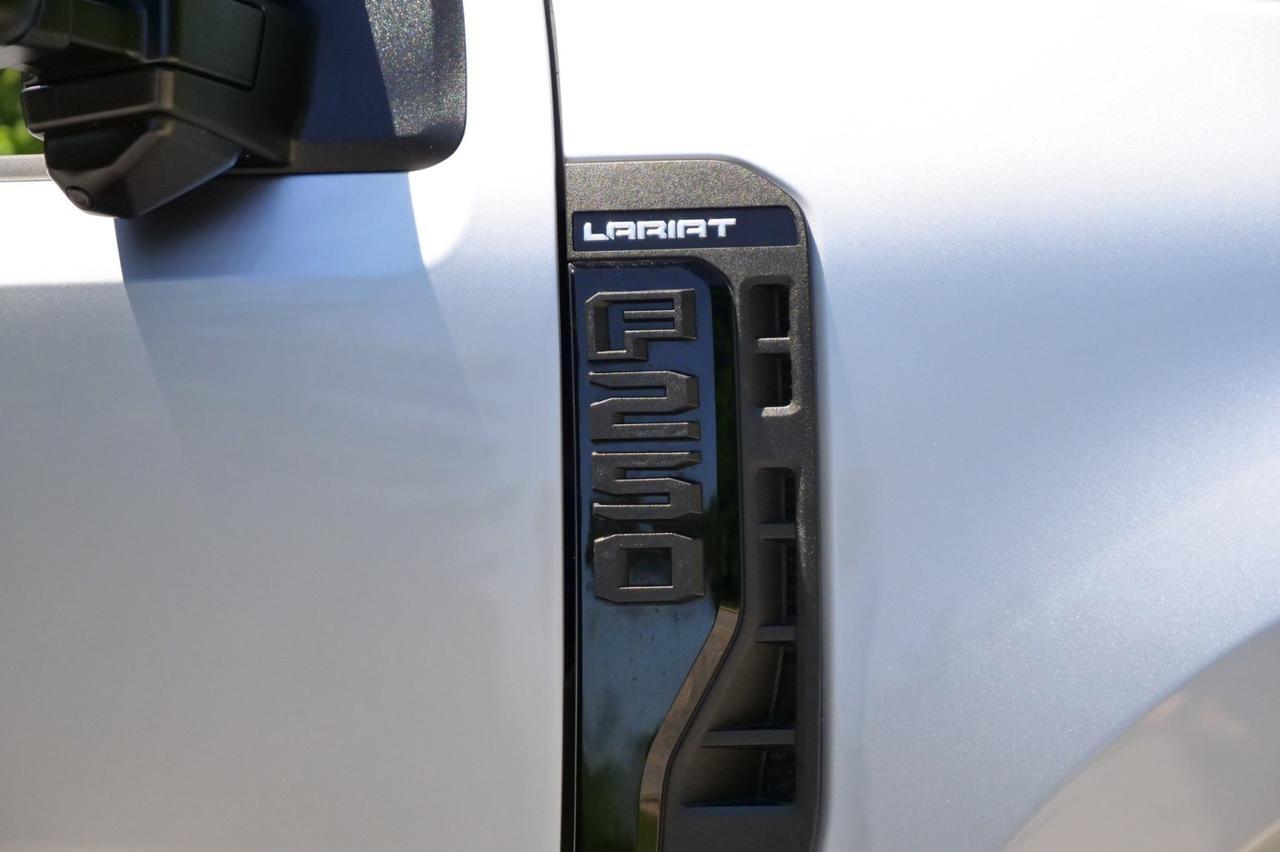 2024 Ford Super Duty F-250 LARIAT 4X4 / V8 Diesel / Trailer Tow Package! Lincolnton NC