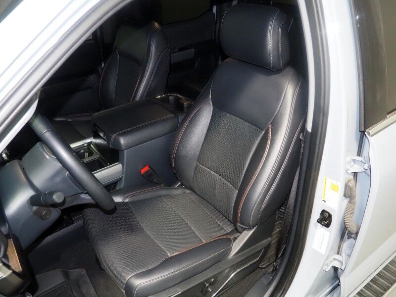 2024 Ford Super Duty F-250 LARIAT Crew Cab 4WD *6.7L HI OUTPUT DIESEL, FX4 OFF-ROAD PKG, NAVIGATION, SAFETY ALERTS, 360 VIEW CAMERAS, COLOR TOUCHSCREEN, LEATHER, CLIMATE SEATS, HEATED STEERING, REMOTE START, BANG & OLUFSEN, WIRELESS CHARGING, ANDROID & APPLE Round Rock TX