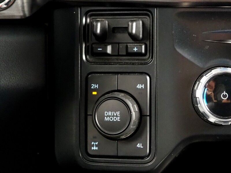2024 Ford Super Duty F-250 LARIAT Crew Cab 4WD *6.7L HI OUTPUT DIESEL, FX4 OFF-ROAD PKG, NAVIGATION, SAFETY ALERTS, 360 VIEW CAMERAS, COLOR TOUCHSCREEN, LEATHER, CLIMATE SEATS, HEATED STEERING, REMOTE START, BANG & OLUFSEN, WIRELESS CHARGING, ANDROID & APPLE Round Rock TX