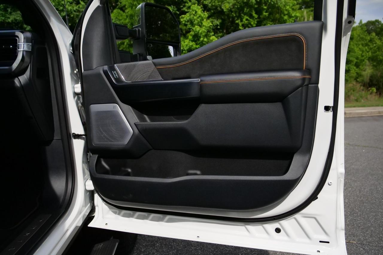 2024 Ford Super Duty F-250 Platinum 4X4 / Turbo Diesel / Pro Power Onboard! High Point NC