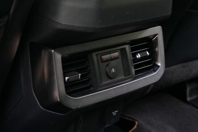 2024 Ford Super Duty F-250 Platinum 4X4 / Turbo Diesel / Pro Power Onboard! High Point NC