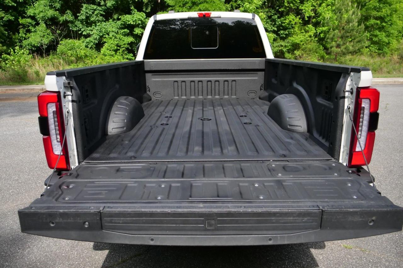 2024 Ford Super Duty F-250 Platinum 4X4 / Turbo Diesel / Pro Power Onboard! High Point NC