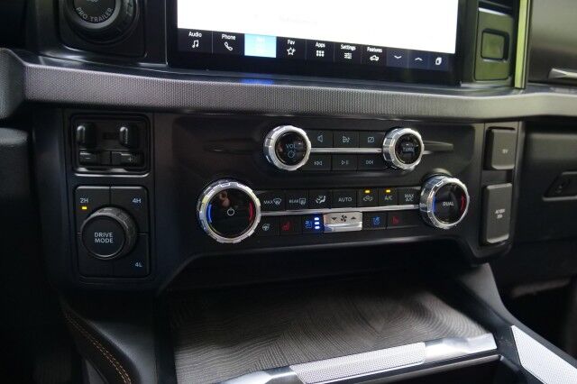 2024 Ford Super Duty F-250 Platinum 4X4 / Turbo Diesel / Pro Power Onboard! High Point NC