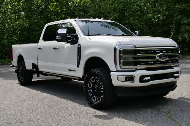 2024 Ford Super Duty F-250 Platinum 4X4 / Turbo Diesel / Pro Power Onboard! High Point NC