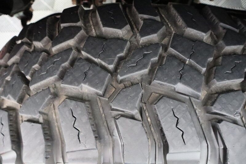 2024 Ford Super Duty F-250 Platinum 6.7L High Output Diesel GPS Sunroof 37in Tires Arlington TX