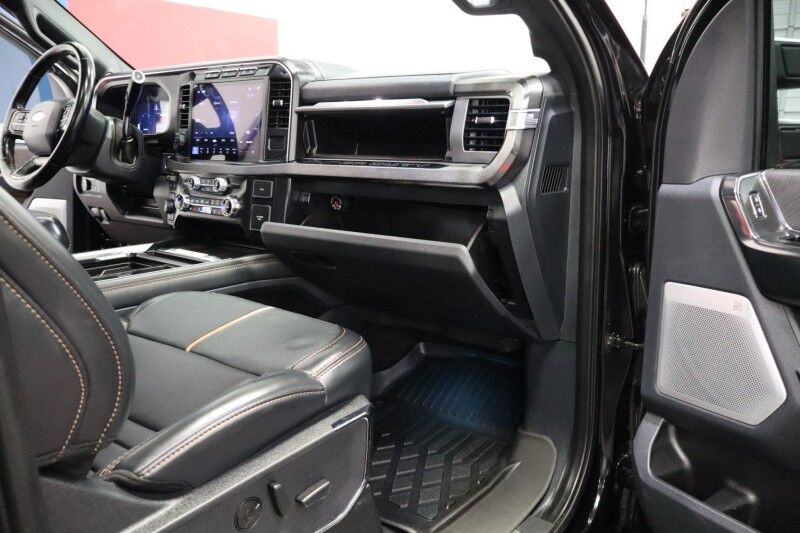 2024 Ford Super Duty F-250 Platinum 6.7L High Output Diesel GPS Sunroof 37in Tires Arlington TX