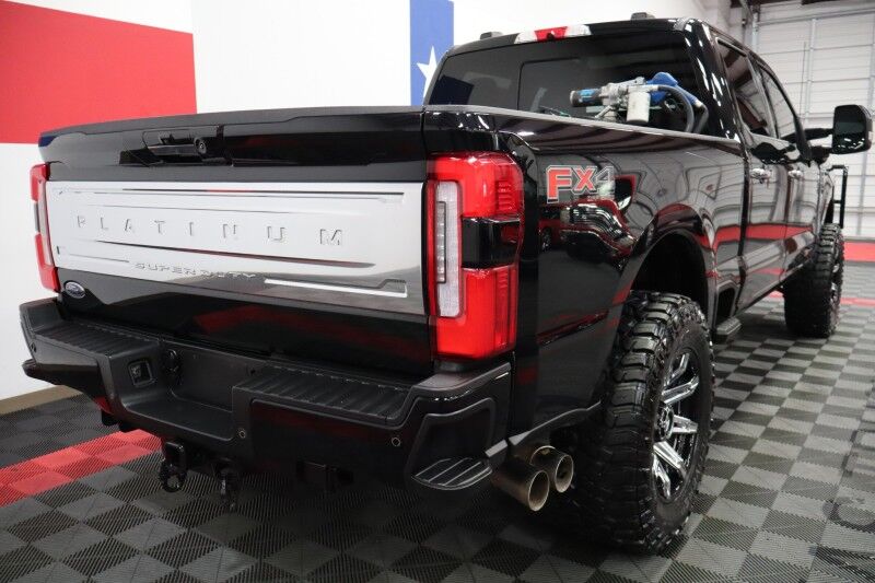 2024 Ford Super Duty F-250 Platinum 6.7L High Output Diesel GPS Sunroof 37in Tires Arlington TX