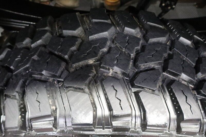 2024 Ford Super Duty F-250 Platinum 6.7L High Output Diesel GPS Sunroof 37in Tires Arlington TX