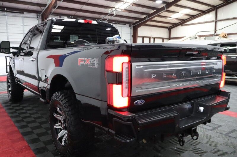 2024 Ford Super Duty F-250 Platinum 6.7L High Output Diesel GPS Sunroof 37in Tires Arlington TX