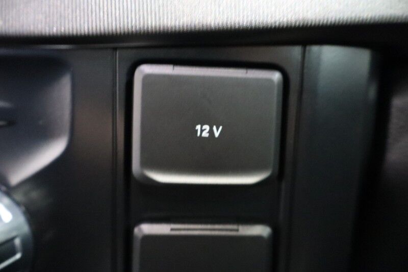 2024 Ford Super Duty F-250 Platinum 6.7L High Output Diesel GPS Sunroof 37in Tires Arlington TX