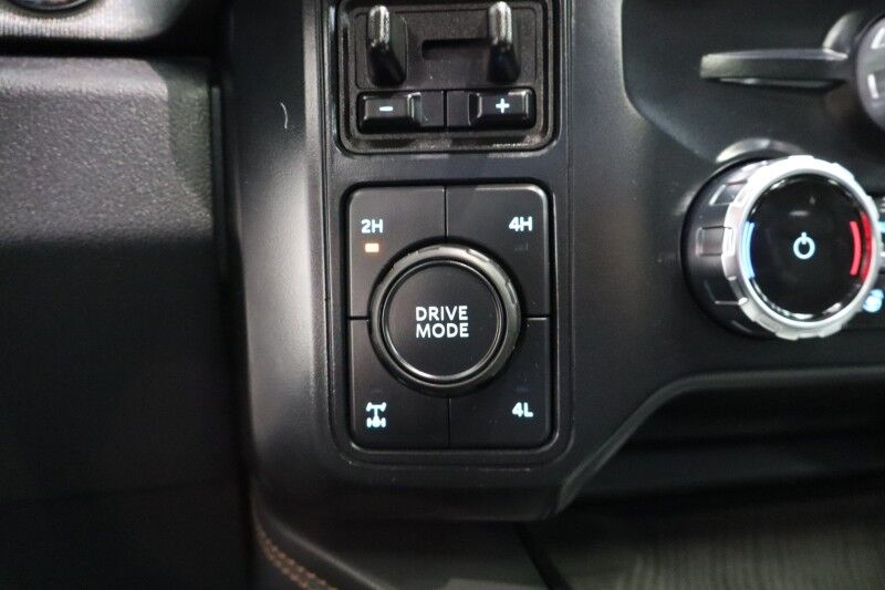 2024 Ford Super Duty F-250 Platinum 6.7L High Output Diesel GPS Sunroof 37in Tires Arlington TX
