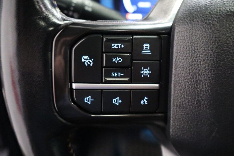 2024 Ford Super Duty F-250 Platinum 6.7L High Output Diesel GPS Sunroof 37in Tires Arlington TX