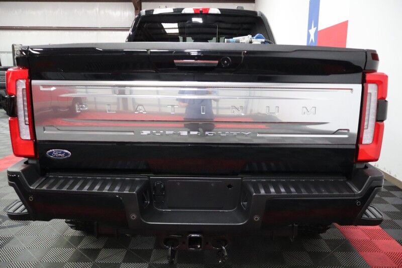 2024 Ford Super Duty F-250 Platinum 6.7L High Output Diesel GPS Sunroof 37in Tires Arlington TX